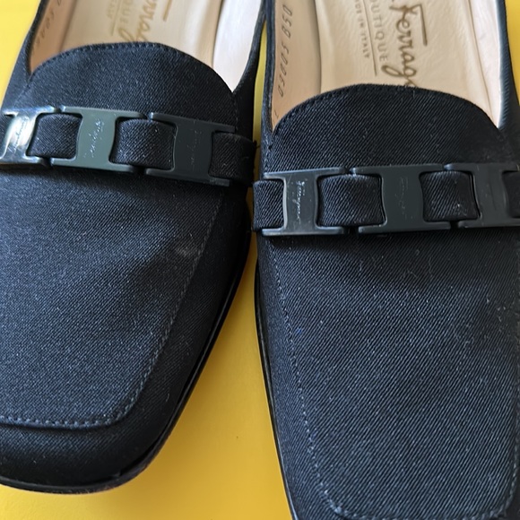 EUC Salvatore Ferragamo Kitten Heels - Picture 7 of 7